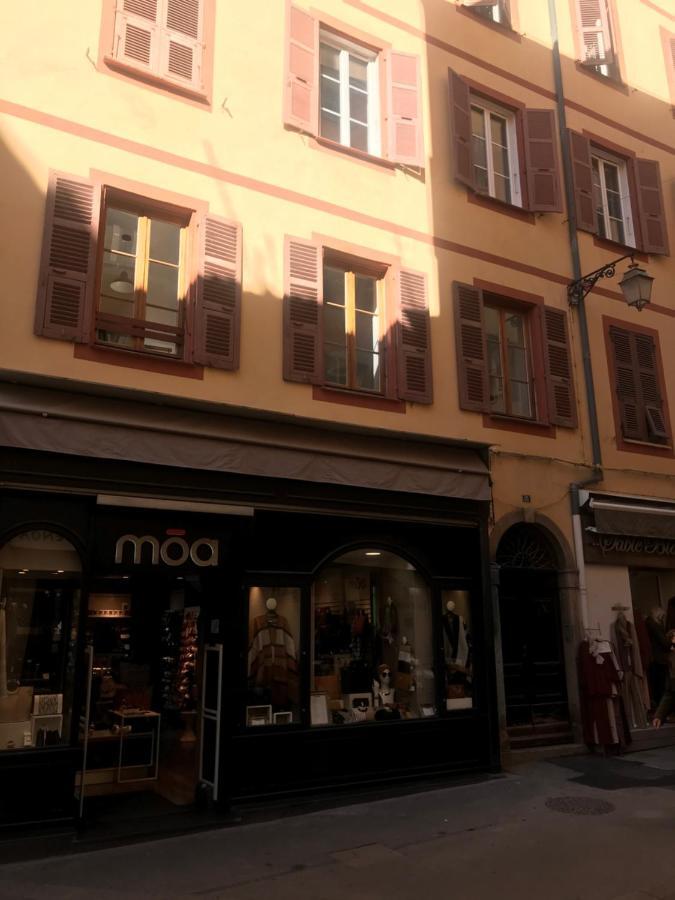 Grand studio rue piétonne Ajaccio Ajaccio  Exterior foto